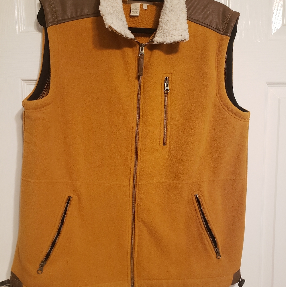 Territory Ahead Mens Vest